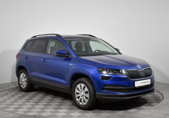 Подержанный автомобиль Skoda Karoq 2021 года (3 фото)