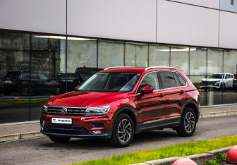 Подержанный автомобиль Volkswagen Tiguan 2018 года (3 фото)