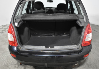 Подержанный автомобиль LADA (ВАЗ) Kalina Wagon 2011 года (18 фото)