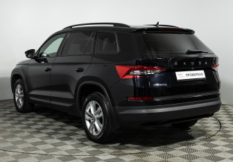 Подержанный автомобиль Skoda Kodiaq 2020 года (7 фото)