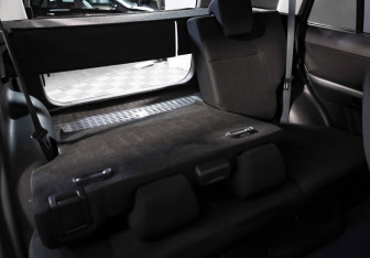 Подержанный автомобиль Suzuki Grand Vitara 2010 года (21 фото)