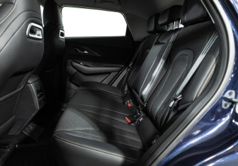 Подержанный автомобиль Omoda C5 2024 года (10 фото)