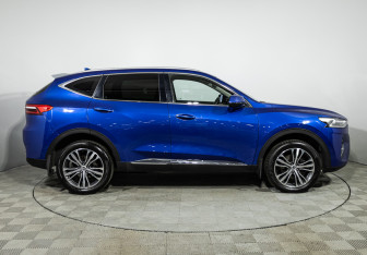 Подержанный автомобиль Haval F7 2020 года (4 фото)