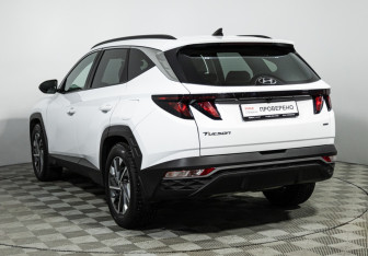Подержанный автомобиль Hyundai Tucson 2023 года (7 фото)