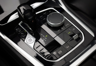 Подержанный автомобиль BMW X6 2019 года (22 фото)