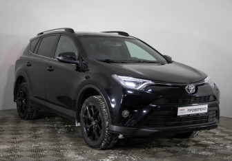 Подержанный автомобиль Toyota RAV4 2019 года (3 фото)