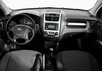 Подержанный автомобиль Kia Sportage 2009 года (13 фото)