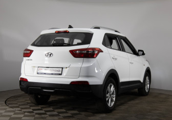 Подержанный автомобиль Hyundai Creta 2016 года (14 фото)