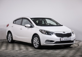 Подержанный автомобиль Kia Cerato Sedan 2015 года (3 фото)