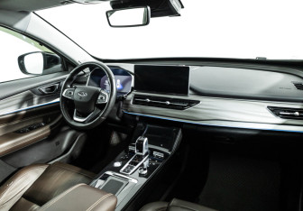 Подержанный автомобиль Chery Tiggo 8 Pro 2021 года (9 фото)