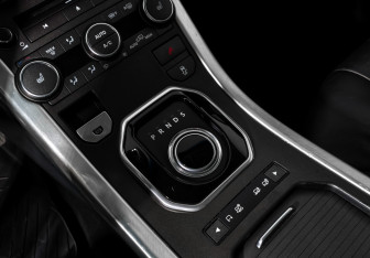 Подержанный автомобиль Land Rover Range Rover Evoque 2014 года (11 фото)