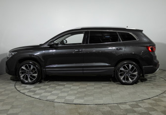 Подержанный автомобиль Jetta VS7 2022 года (8 фото)