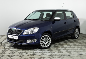 Подержанный автомобиль Skoda Fabia Hatchback 2010 года (1 фото)