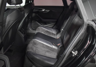 Подержанный автомобиль Audi A5 Liftback 2017 года (12 фото)