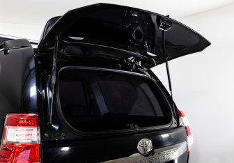 Подержанный автомобиль Toyota Land Cruiser Prado 2014 года (27 фото)