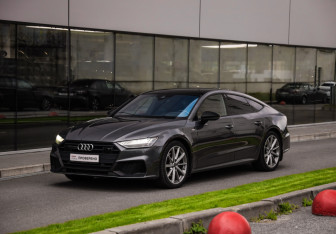 Подержанный автомобиль Audi A7 2020 года (3 фото)