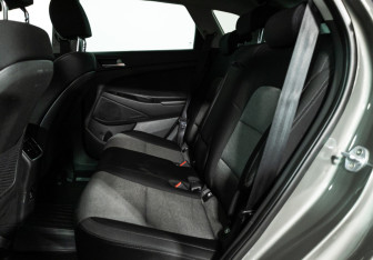 Подержанный автомобиль Hyundai Tucson 2019 года (10 фото)