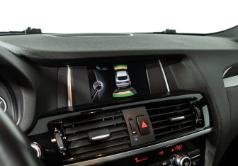 Подержанный автомобиль BMW X4 2015 года (17 фото)