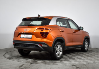 Подержанный автомобиль Hyundai Creta 2021 года (5 фото)