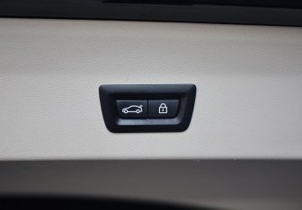 Подержанный автомобиль BMW X4 2020 года (28 фото)