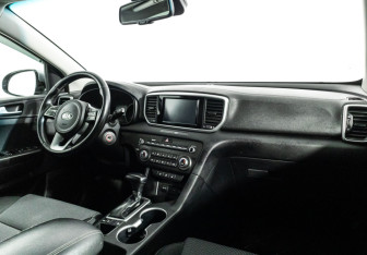Подержанный автомобиль Kia Sportage 2020 года (9 фото)