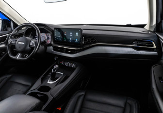 Подержанный автомобиль Haval F7 2022 года (10 фото)