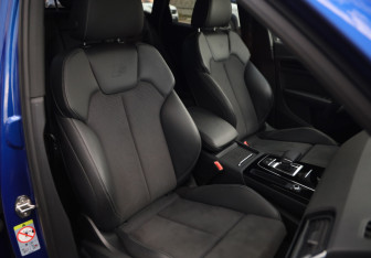 Подержанный автомобиль Audi Q5 2021 года (27 фото)