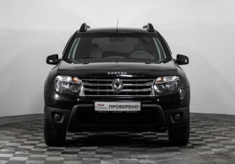 Подержанный автомобиль Renault Duster 2013 года (2 фото)