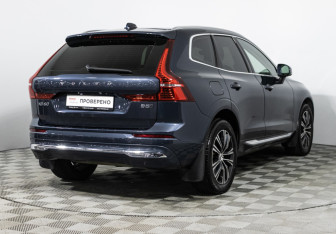 Подержанный автомобиль Volvo XC60 2021 года (5 фото)