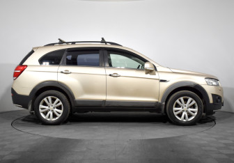 Подержанный автомобиль Chevrolet Captiva 2013 года (4 фото)