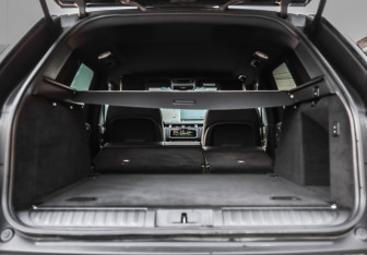 Подержанный автомобиль Land Rover Range Rover Sport 2020 года (34 фото)