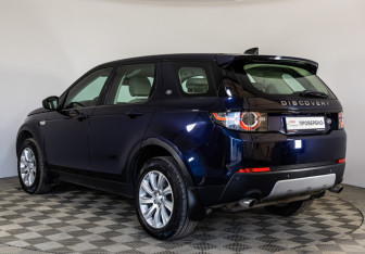 Подержанный автомобиль Land Rover Discovery Sport 2017 года (7 фото)