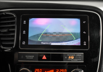 Подержанный автомобиль Mitsubishi Outlander 2019 года (18 фото)