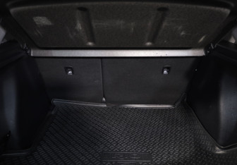 Подержанный автомобиль Kia Rio Hatchback 2021 года (16 фото)