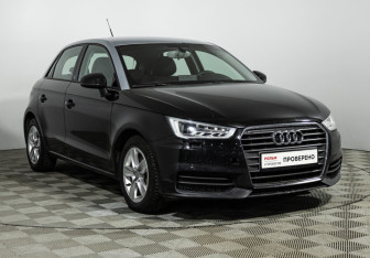 Подержанный автомобиль Audi A1 2015 года (3 фото)