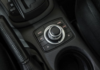 Подержанный автомобиль Mazda CX-5 2013 года (15 фото)