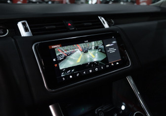 Подержанный автомобиль Land Rover Range Rover Sport 2019 года (19 фото)