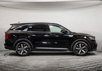Подержанный автомобиль Kia Sorento 2020 года (4 фото)