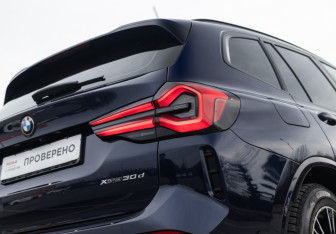 Подержанный автомобиль BMW X3 2021 года (9 фото)