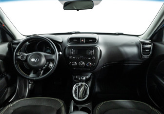 Подержанный автомобиль Kia Soul 2016 года (13 фото)
