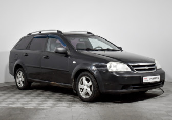 Подержанный автомобиль Chevrolet Lacetti Wagon 2010 года (3 фото)