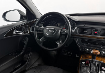 Подержанный автомобиль Audi A6 Sedan 2014 года (16 фото)