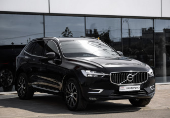 Подержанный автомобиль Volvo XC60 2018 года (4 фото)