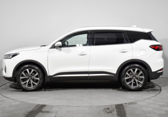 Подержанный автомобиль Chery Tiggo 7 Pro 2021 года (8 фото)