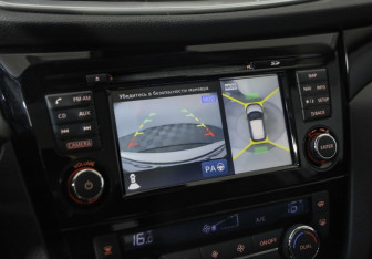Подержанный автомобиль Nissan Qashqai 2014 года (15 фото)
