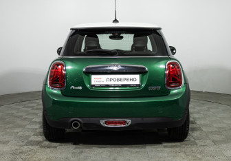 Подержанный автомобиль MINI Hatch 2021 года (6 фото)