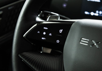 Подержанный автомобиль Exeed LX 2024 года (22 фото)