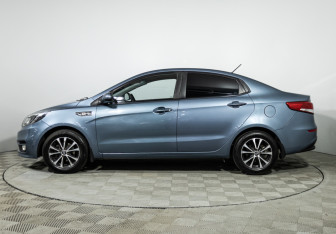 Подержанный автомобиль Kia Rio Sedan 2015 года (8 фото)