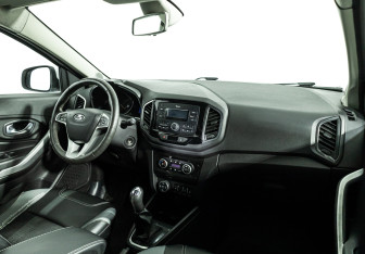 Подержанный автомобиль LADA (ВАЗ) XRAY 2021 года (9 фото)