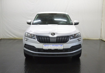 Подержанный автомобиль Skoda Karoq 2021 года (2 фото)